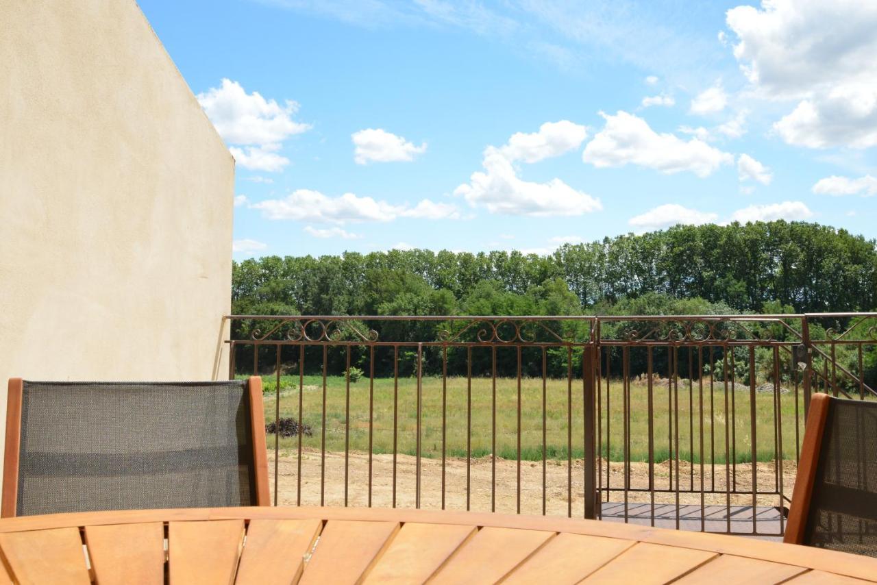 Domaine De L'Herbe Sainte Mirepeisset Bagian luar foto